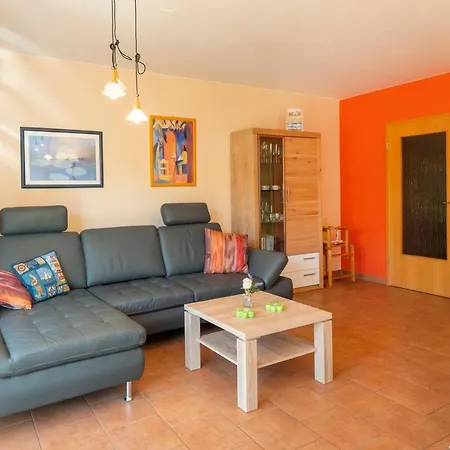 Appartement Freesenbruch 1 2 - Am Schwalbenweg Zingst