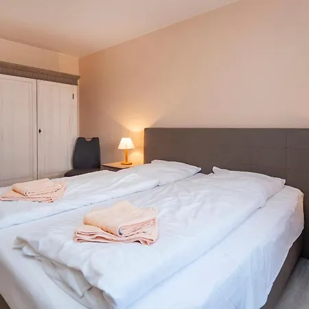 Appartement Freesenbruch 1 2 - Am Schwalbenweg *