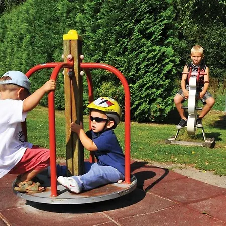 Apartman Freesenbruch 1 2 - Am Schwalbenweg Zingst